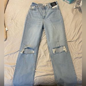 Abercrombie women’s jeans size 28